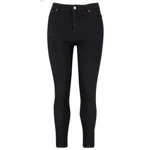 Boohoo Plus Women Jeans